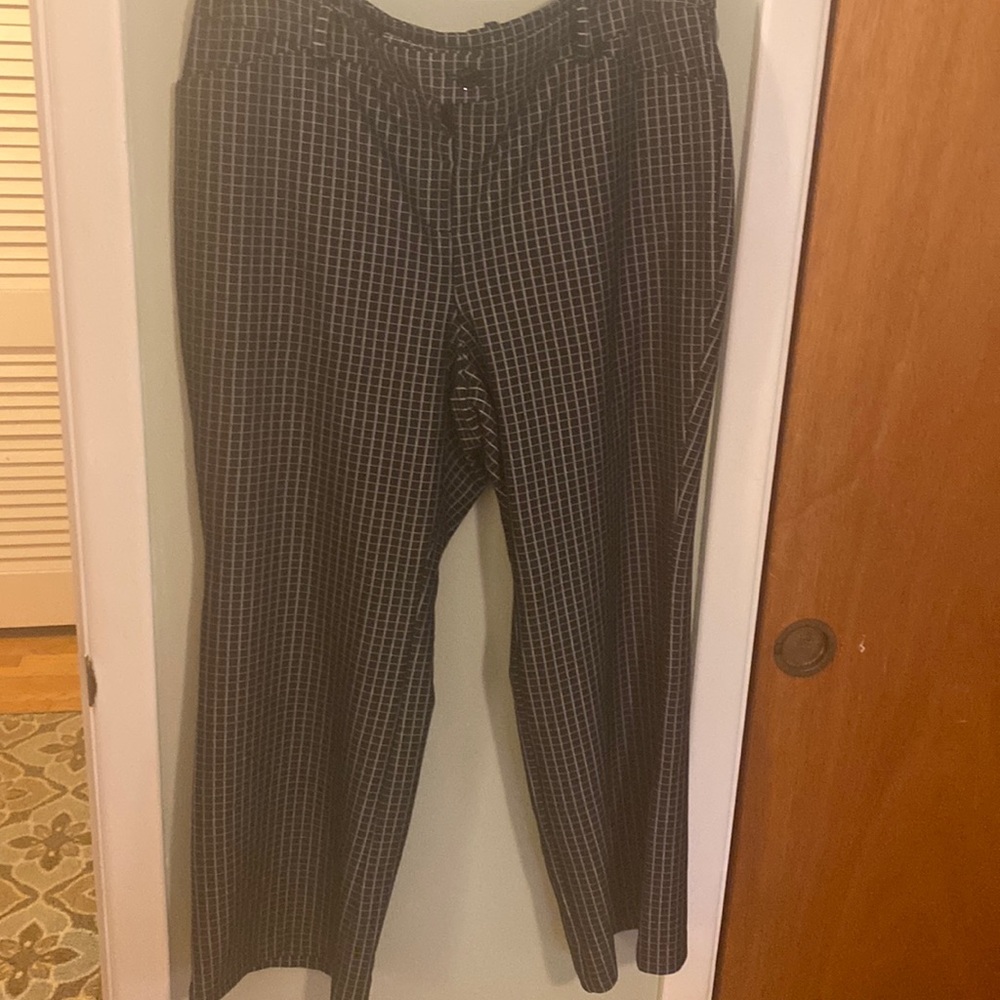 Lane Bryant 18 L wide legged dress pants